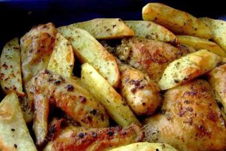 Receta de Pollo Griego con Papas al Limón