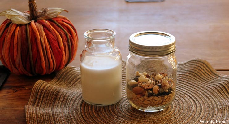 Receta de Avena Refrigerada Saludable (Fantástica Comida para Llevar)