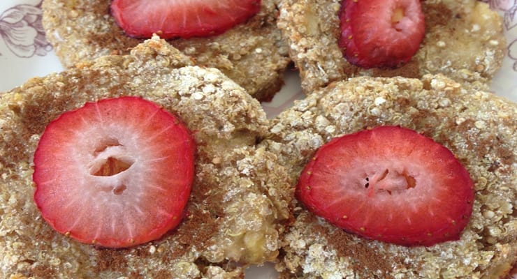 Galletas de Desayuno con Plátano y Fresas