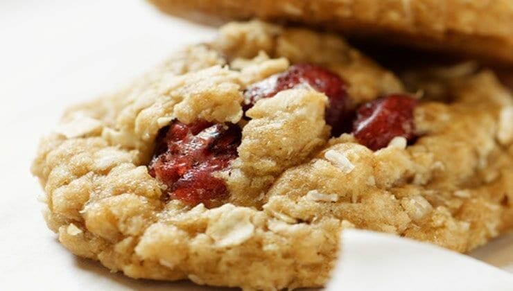 Galletas de arándano saludables para las fiestas que puedes hacer con los niños